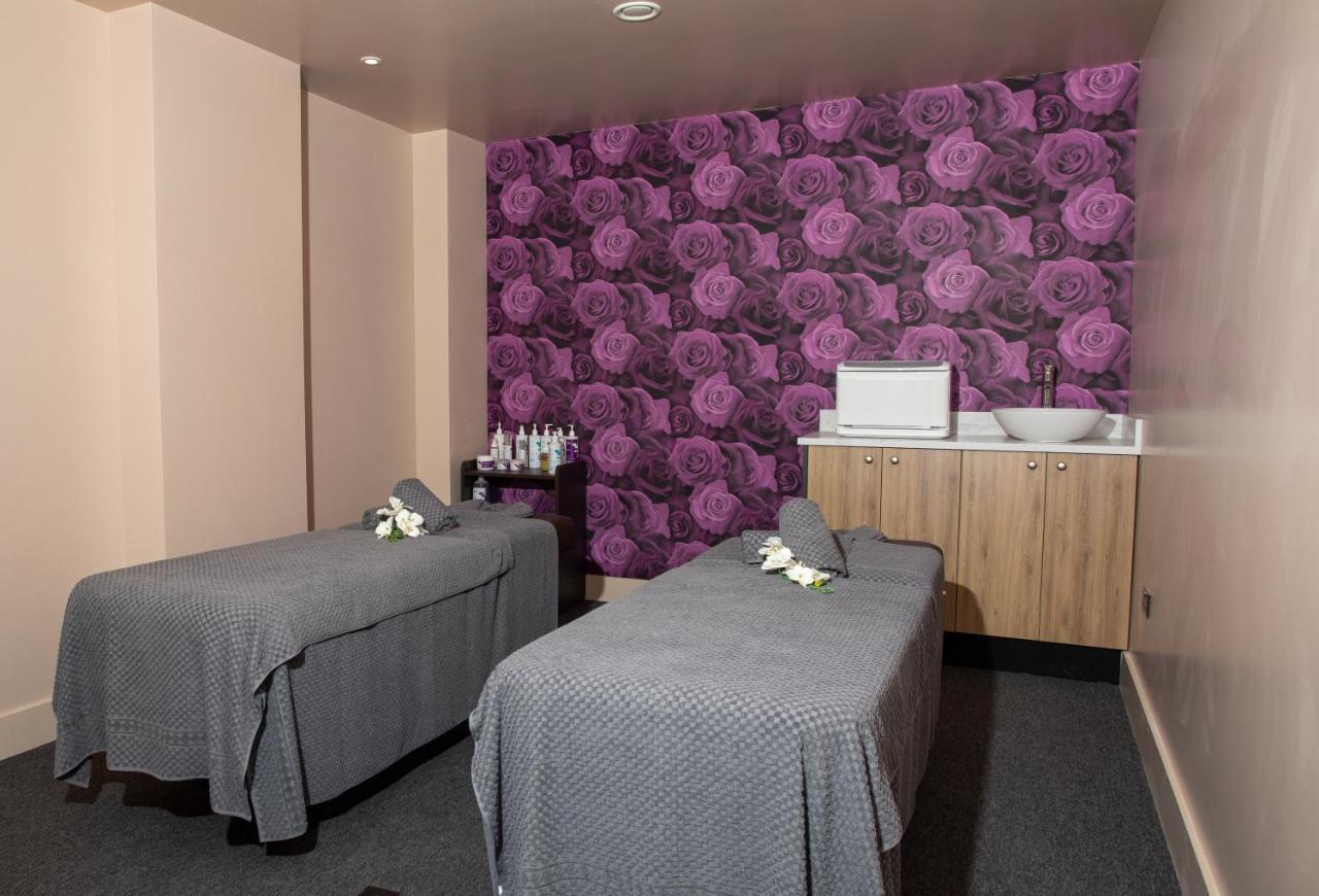 Springfield Hotel & Health Club Halkyn Exteriör bild