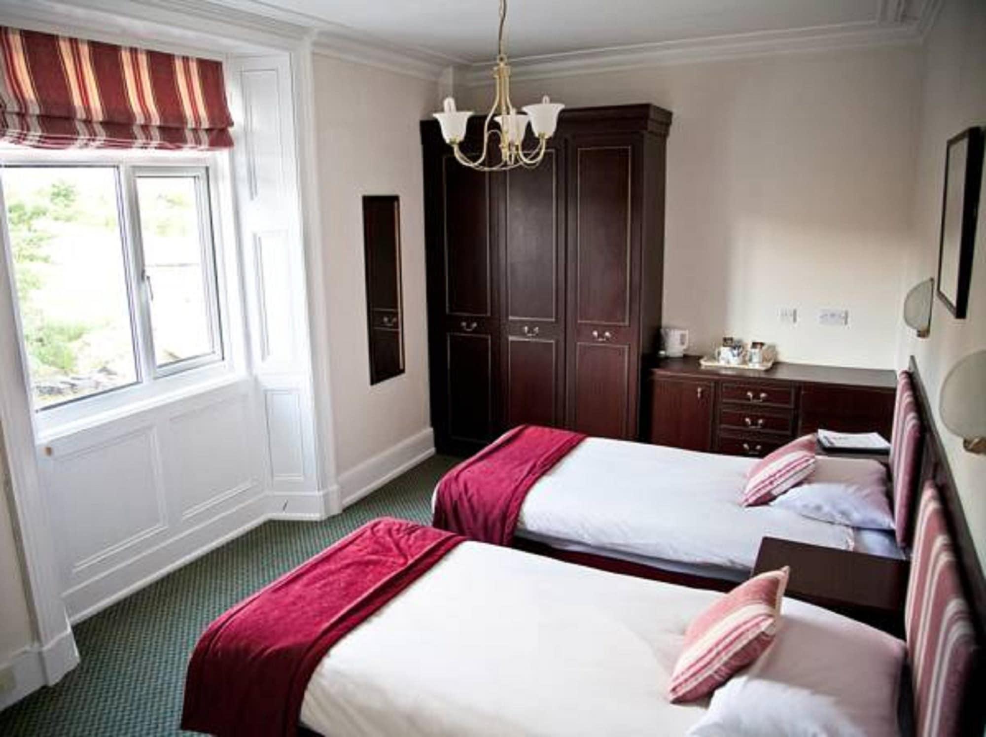 Springfield Hotel & Health Club Halkyn Exteriör bild