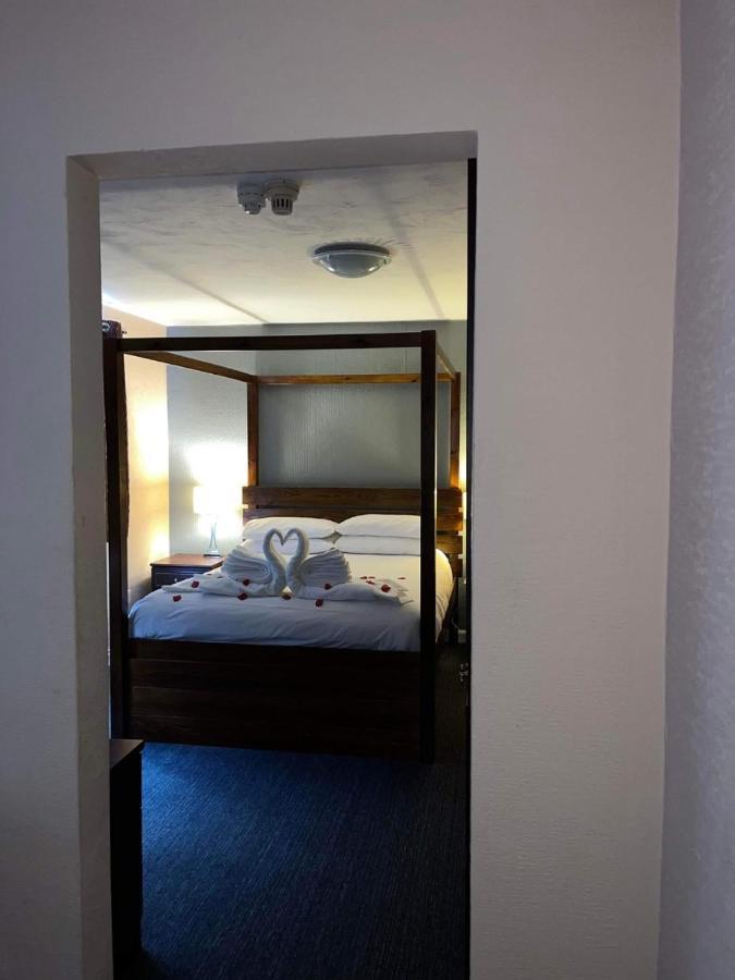 Springfield Hotel & Health Club Halkyn Exteriör bild